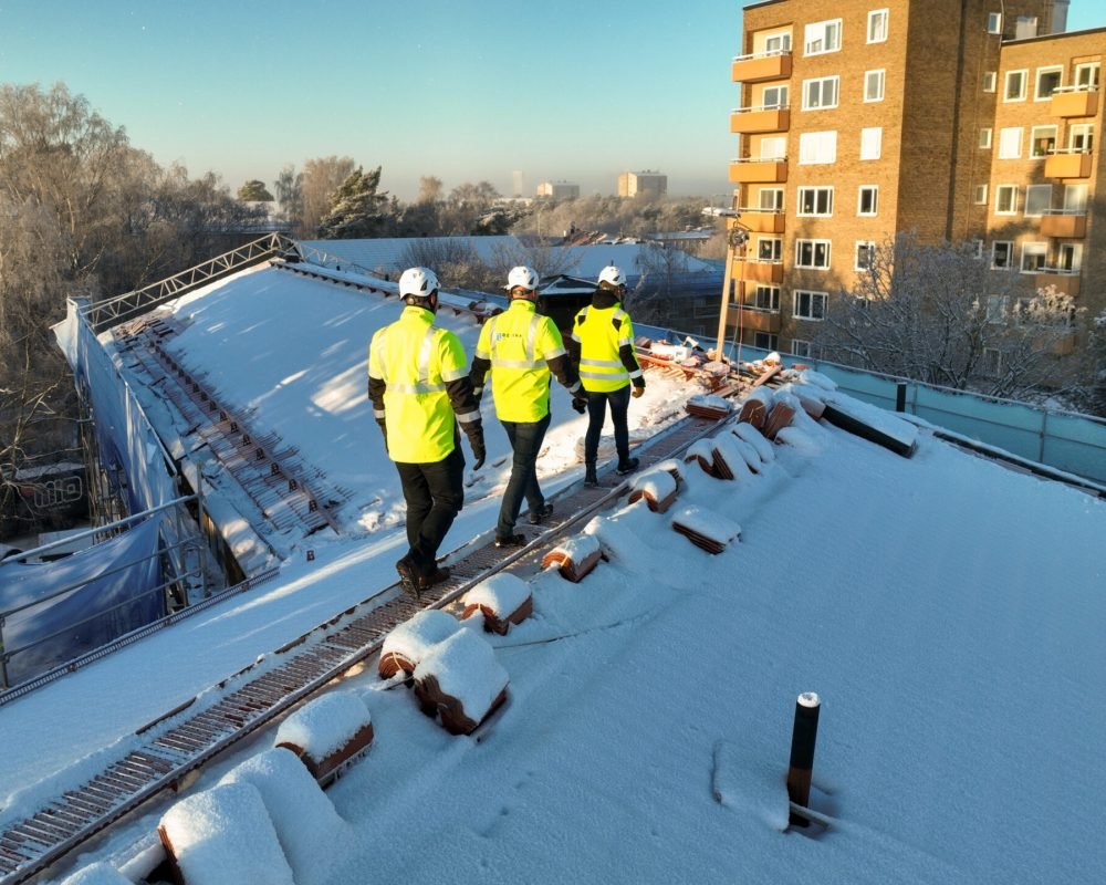 Vi byter tak på en bostadsrättförening